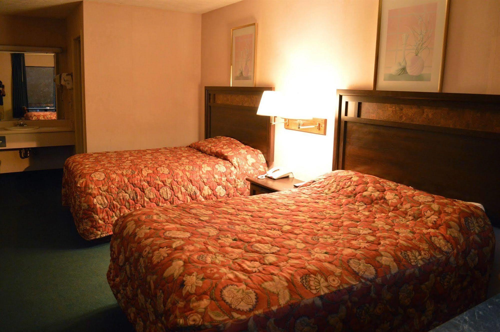 Economy Inn Carthage Luaran gambar
